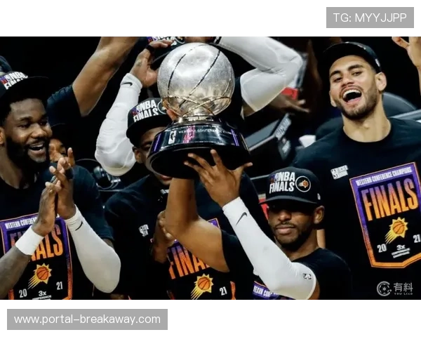 德文·布克因右脚踝扭伤出战成疑，太阳后场攻击力面临考验